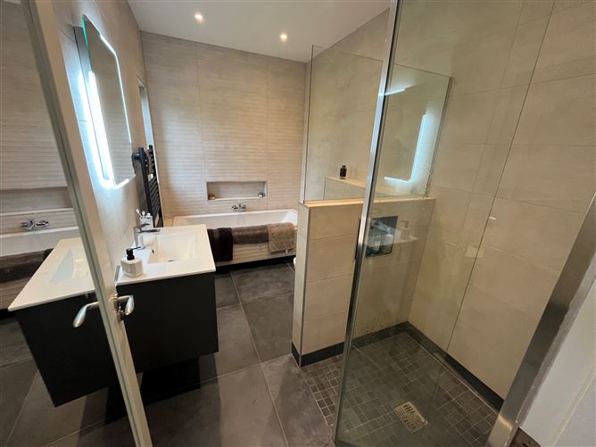 BALLYCRIGHAN, CLOONEY, Quin, Clare