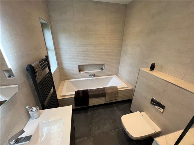 BALLYCRIGHAN, CLOONEY, Quin, Clare