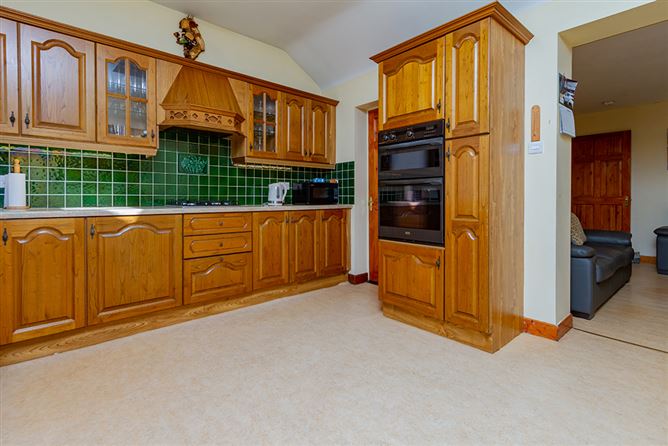327 Errigal Road , Drimnagh,   Dublin 12