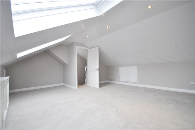 The Belfield, 5 College Park Avenue, Ballinteer, Dublin 16