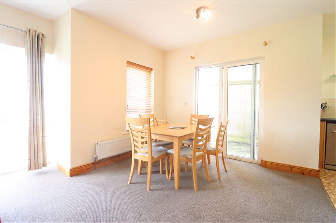 Photo 12 of 14 — 23 Riverview, Chapelstown Gate, Carlow Town, Co. Carlow, Carlow Town, Carlow