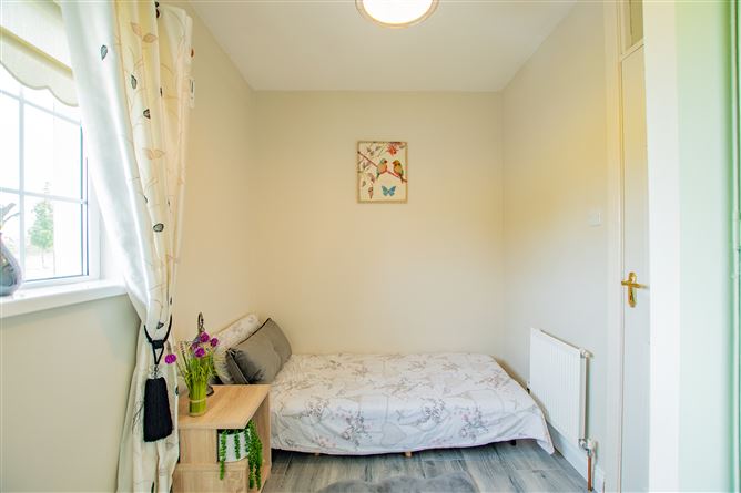 6 Ashcroft Park, Raharney, Westmeath