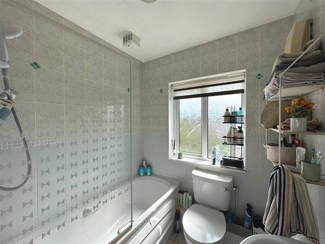 99 Lus Na Meala, Banduff, Ballyvolane, Cork