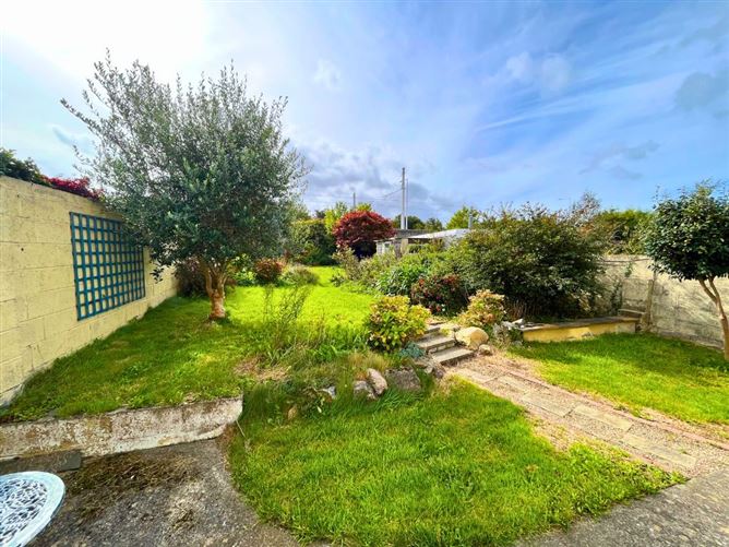22 Lakelands Close, Stillorgan, County Dublin