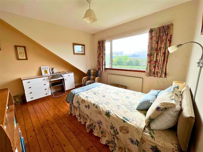 22 Lakelands Close, Stillorgan, County Dublin