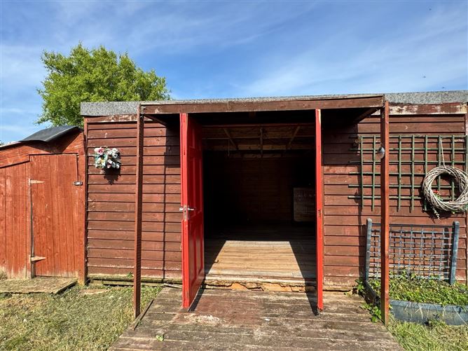 12 Castle Drive, Kilminchy, Portlaois, Co. Laois
