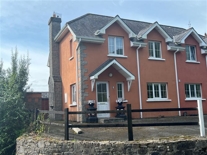 8 Sandycove, Mountshannon, Clare