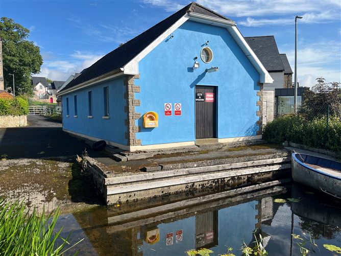 8 Sandycove, Mountshannon, Clare