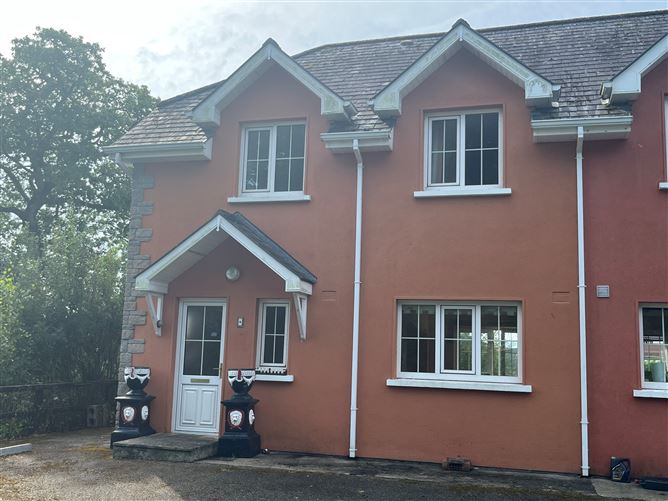 8 Sandycove, Mountshannon, Clare