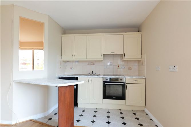 2 Madeira Island House, Mill Street, City Centre, Galway