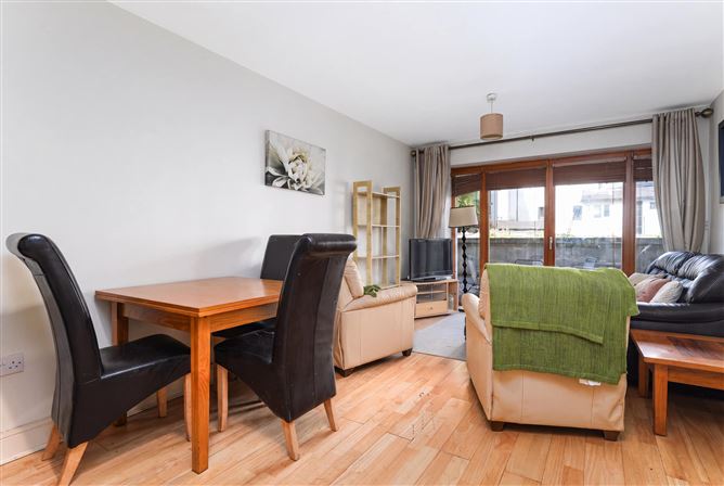 36 St. James Court, Mount Brown, Kilmainham, Dublin 8