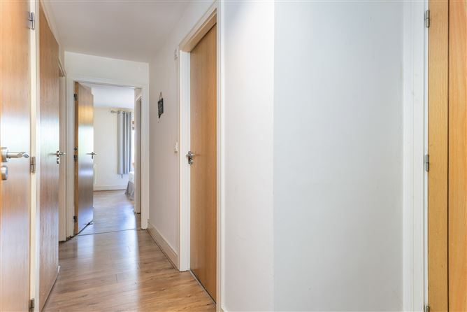 36 St. James Court, Mount Brown, Kilmainham, Dublin 8