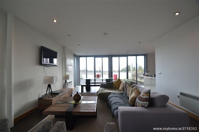 Bray Road, Cabinteely,   Dublin 18