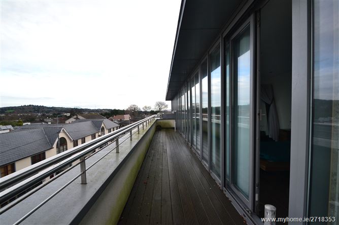 Photo 11 of 16 — Bray Road, Cabinteely,   Dublin 18