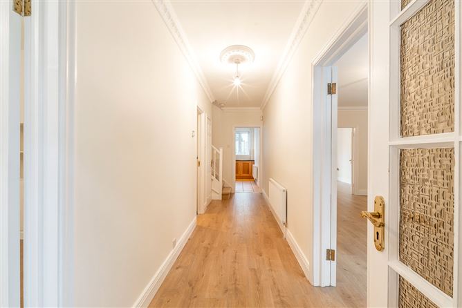 9 Farmleigh Avenue, Blackrock, Co. Dublin