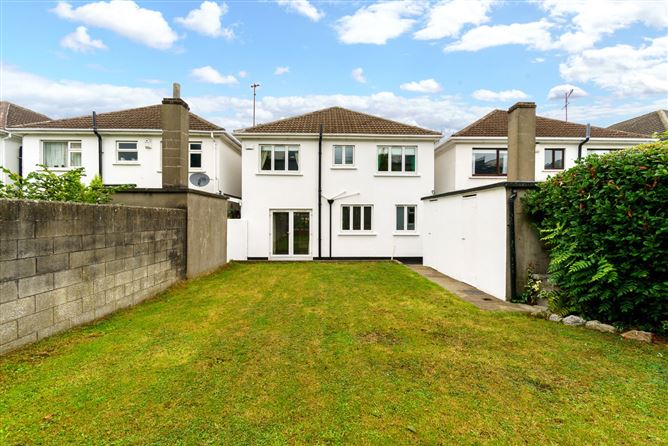 9 Farmleigh Avenue, Blackrock, Co. Dublin