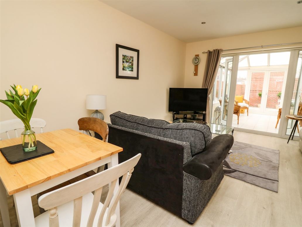 6 Erwr Brenhinoedd,Llandybie, Carmarthenshire, Wales