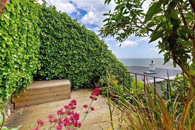 Top Floor Apartment, 5 Vico Road, Dalkey, County Dublin