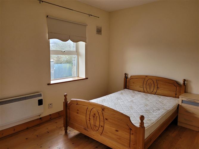 1 Newline Terrace, Elphin, Roscommon