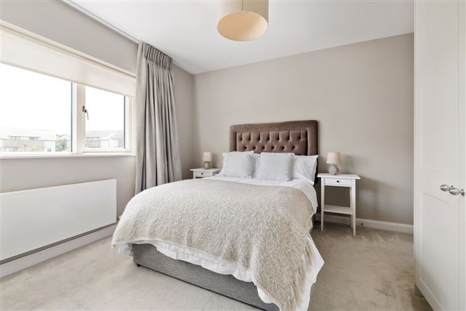 32 Woodbank, Shankill, Co. Dublin