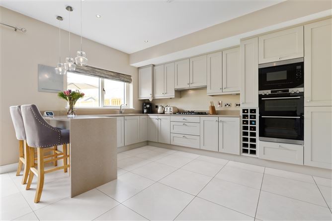 32 Woodbank, Shankill, Co. Dublin