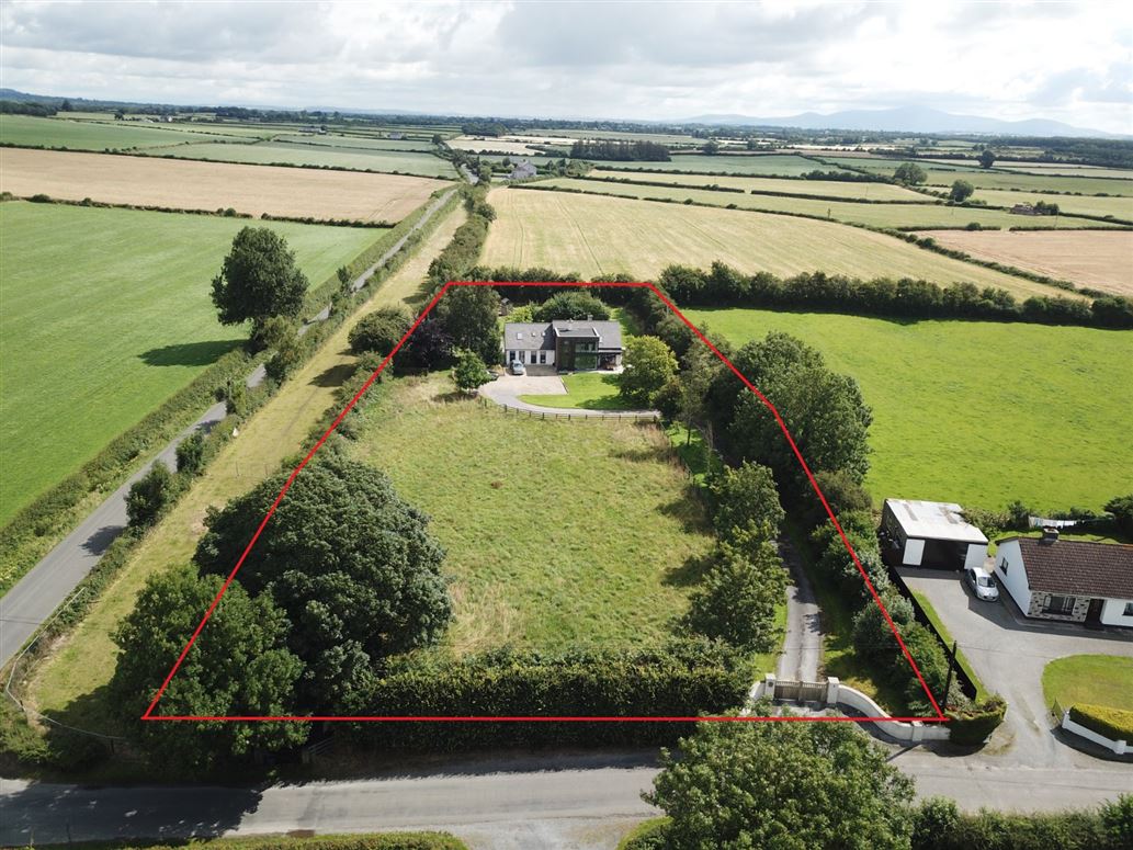 Co. Kilkenny DNG Ella Dunphy 4721353