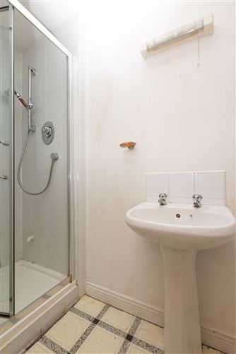 31 The Waterside, Grand Canal Dk, Dublin 4