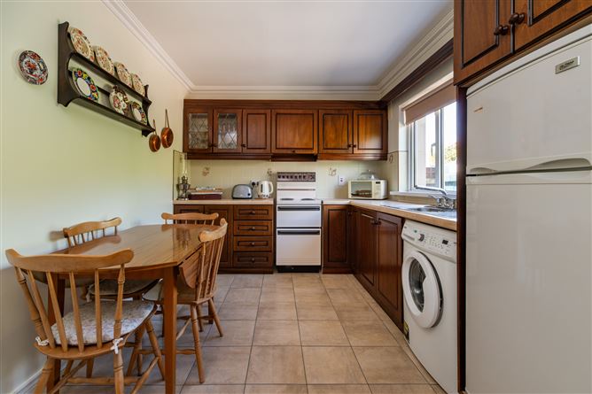 2 Roselawn, High Street, Tullamore, Co. Offaly