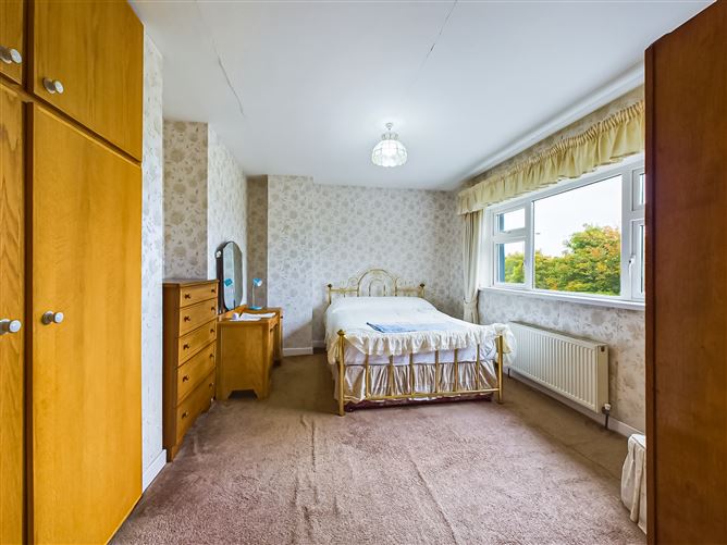 98 Grange Heights, John's Hill, Waterford City, Waterford