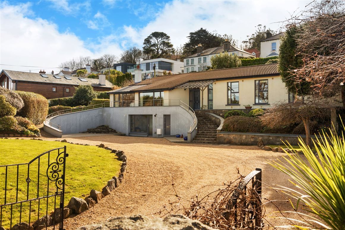 Moreana, 9 Ardeevin Road, Dalkey, Co. Dublin