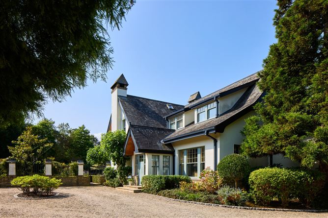 Weavers Hall, Plunkett Avenue, Westminster Road, Foxrock, Dublin 18