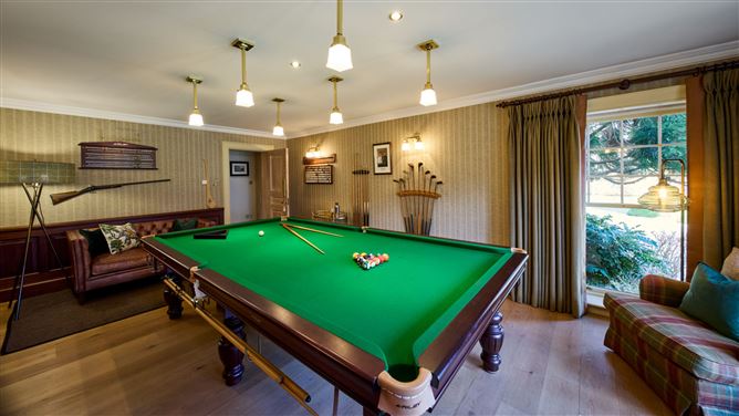 Weavers Hall, Plunkett Avenue, Westminster Road, Foxrock, Dublin 18