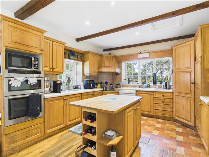 Cooleycall Farmhouse on c. 20.5 Acres, Baldwinstown, Bridgetown, Wexford