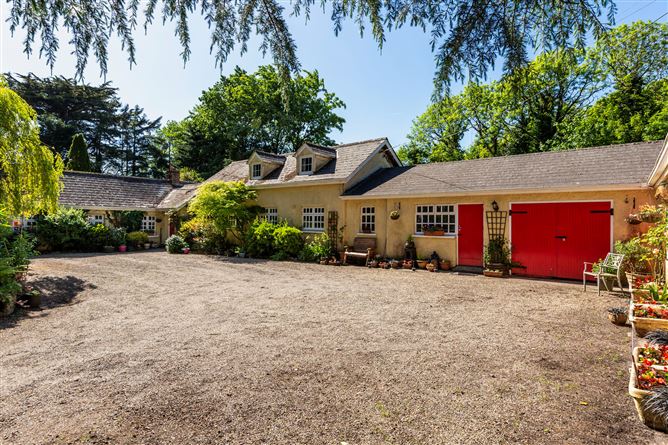 Cooleycall Farmhouse on c. 20.5 Acres, Baldwinstown, Bridgetown, Wexford