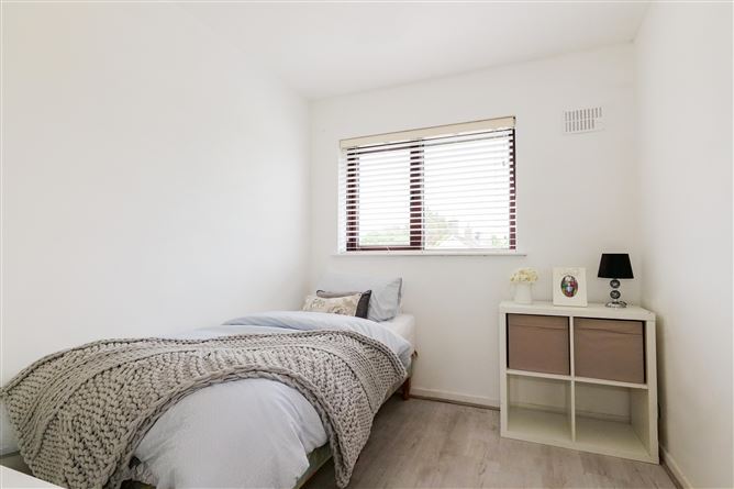 13 Corrib Park, Newcastle, Galway City