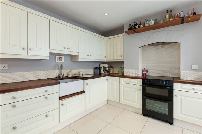 8 Avondale Road, Phibsboro, Dublin 7.