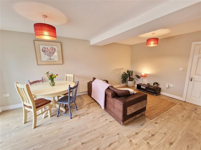 60 Ard Caoin, Gort Road, Ennis, Co. Clare