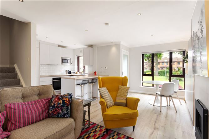 64 Lansdowne Village, Sandymount, Dublin 4