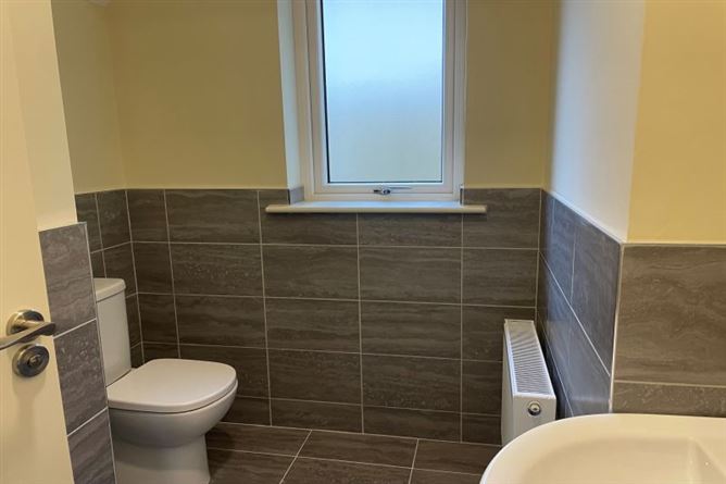 10 Manor Avenue, Roxborough Manor, Mulgannon, Wexford Town, Wexford