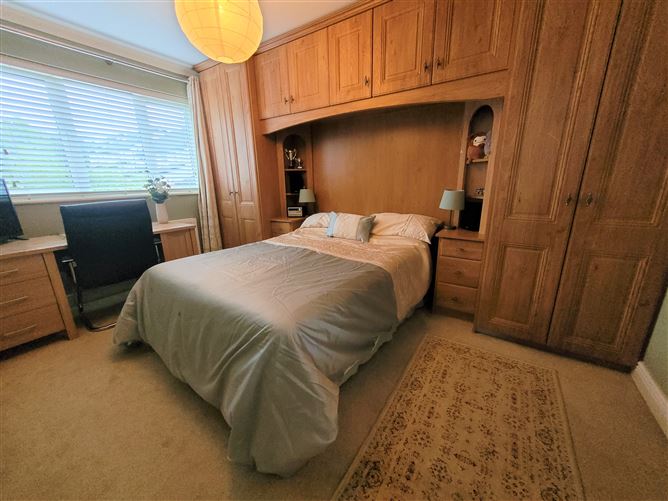 66 Woodlands, Dunleer, Louth