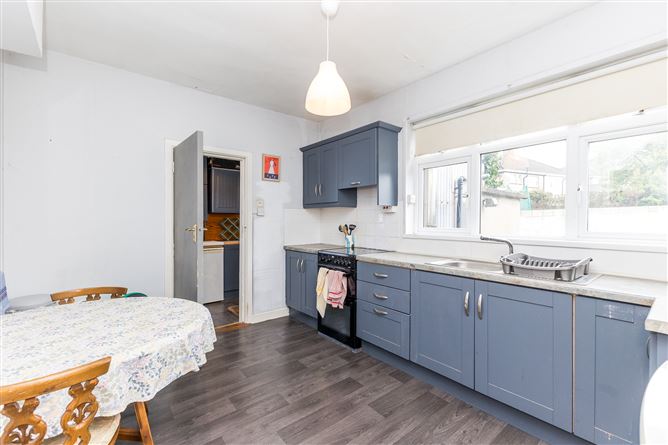 32 Kincora Avenue, Clontarf,   Dublin 3