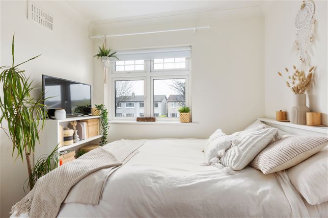42 Mountain Park, Tallaght, Dublin 24