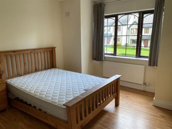 No.8 Clements Court, Lough Rynn Castle Estate, Mohill, Co. Leitrim 