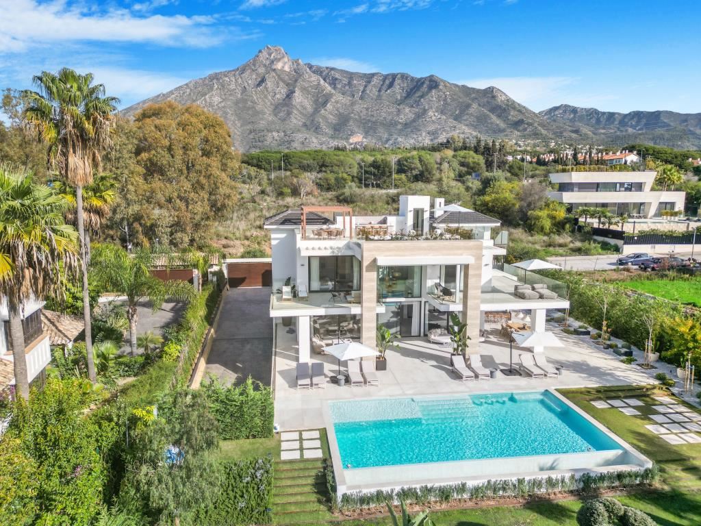 Spain, Marbella, Marbella Golden Mile - COSTA-00579P