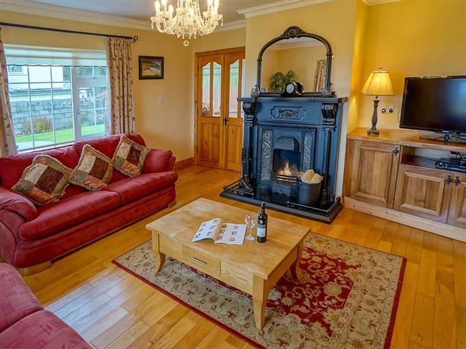4 Bed in Annascaul,Annascaul,  Kerry