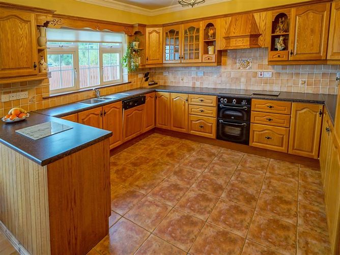 4 Bed in Annascaul,Annascaul,  Kerry