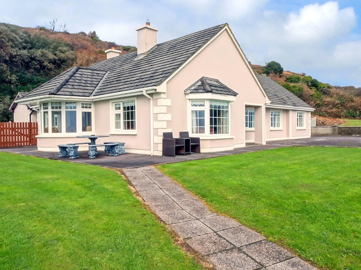 4 Bed in Annascaul,Annascaul,  Kerry