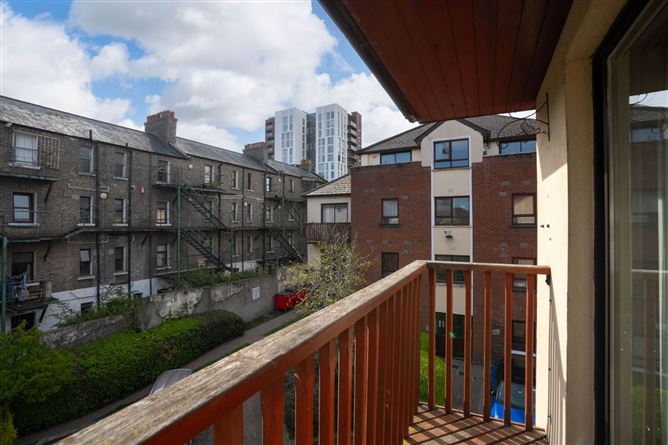 Apt 16, St James`s Court, Echlin Street, Dublin 8