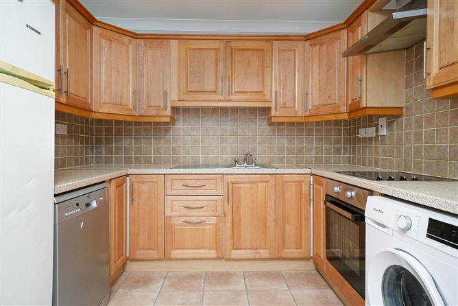 Photo 7 of 18 — 29 Broadfield Close, Broadfield Manor, Rathcoole, Co. Dublin
