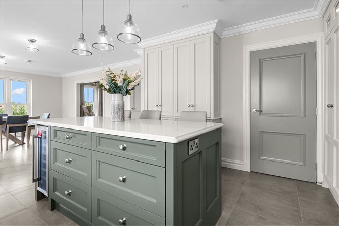 Photo 11 of 39 — 6 Carraig Mór, Seafield Road, Blackrock, Louth